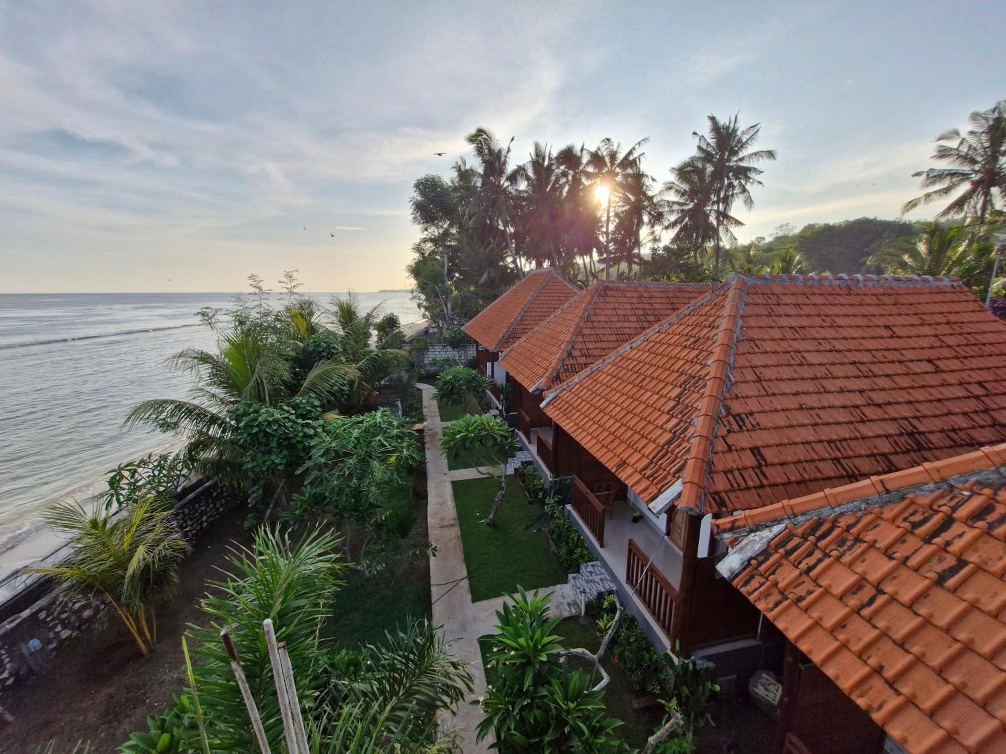 Penyon Beach House Ped Exterior photo